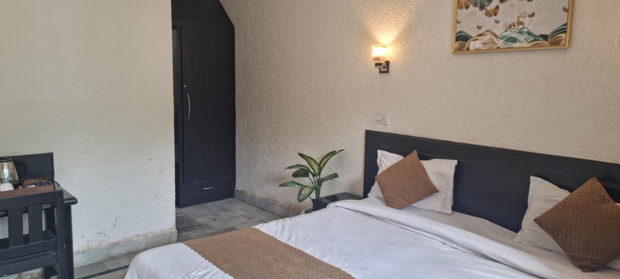 Around Stays-Prana Wellness Resort Ришикеш Экстерьер фото