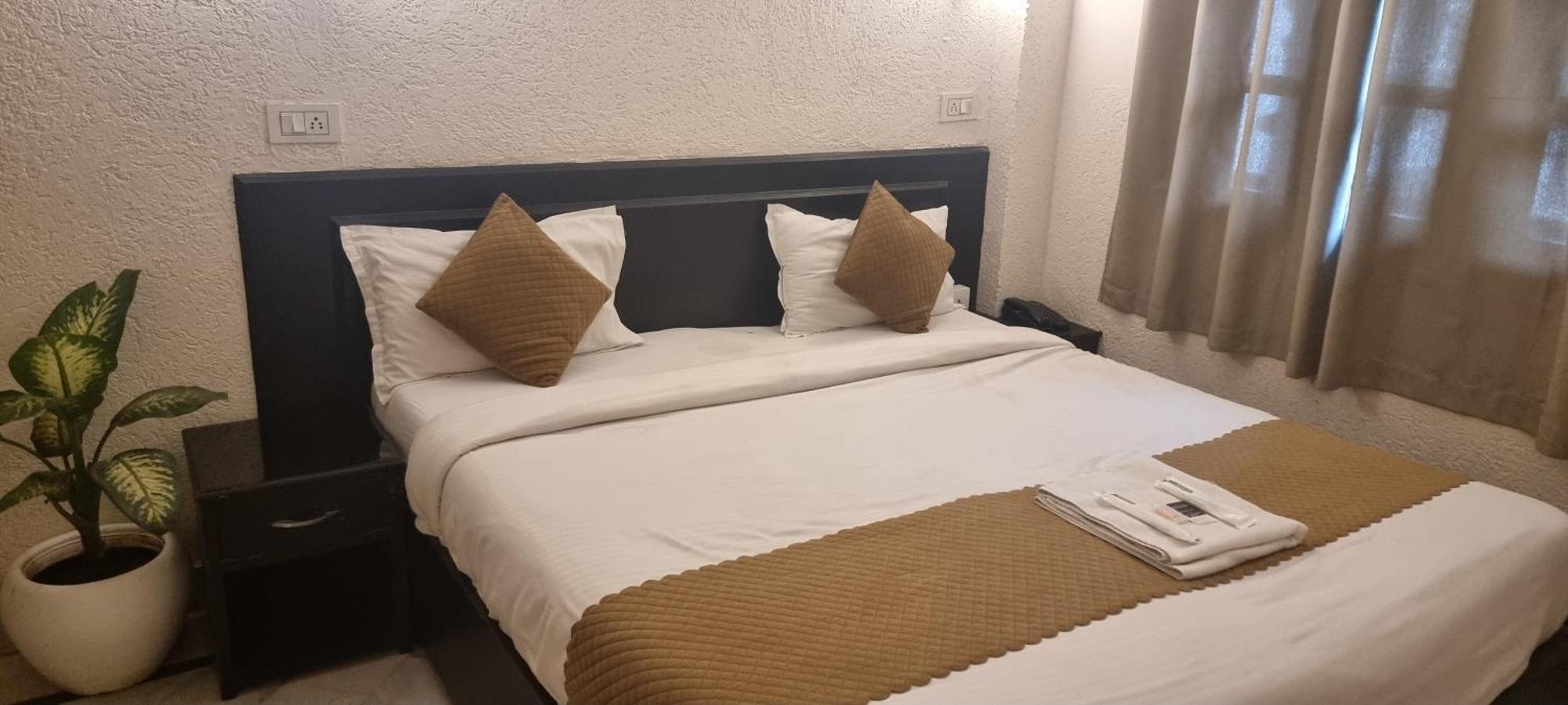 Around Stays-Prana Wellness Resort Ришикеш Экстерьер фото