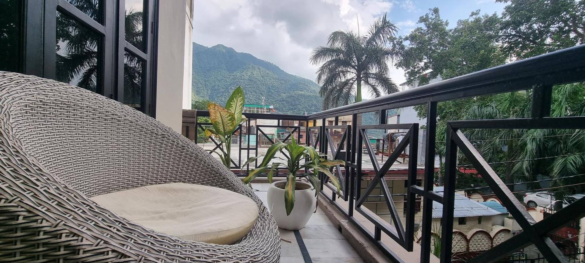 Around Stays-Prana Wellness Resort Ришикеш Экстерьер фото