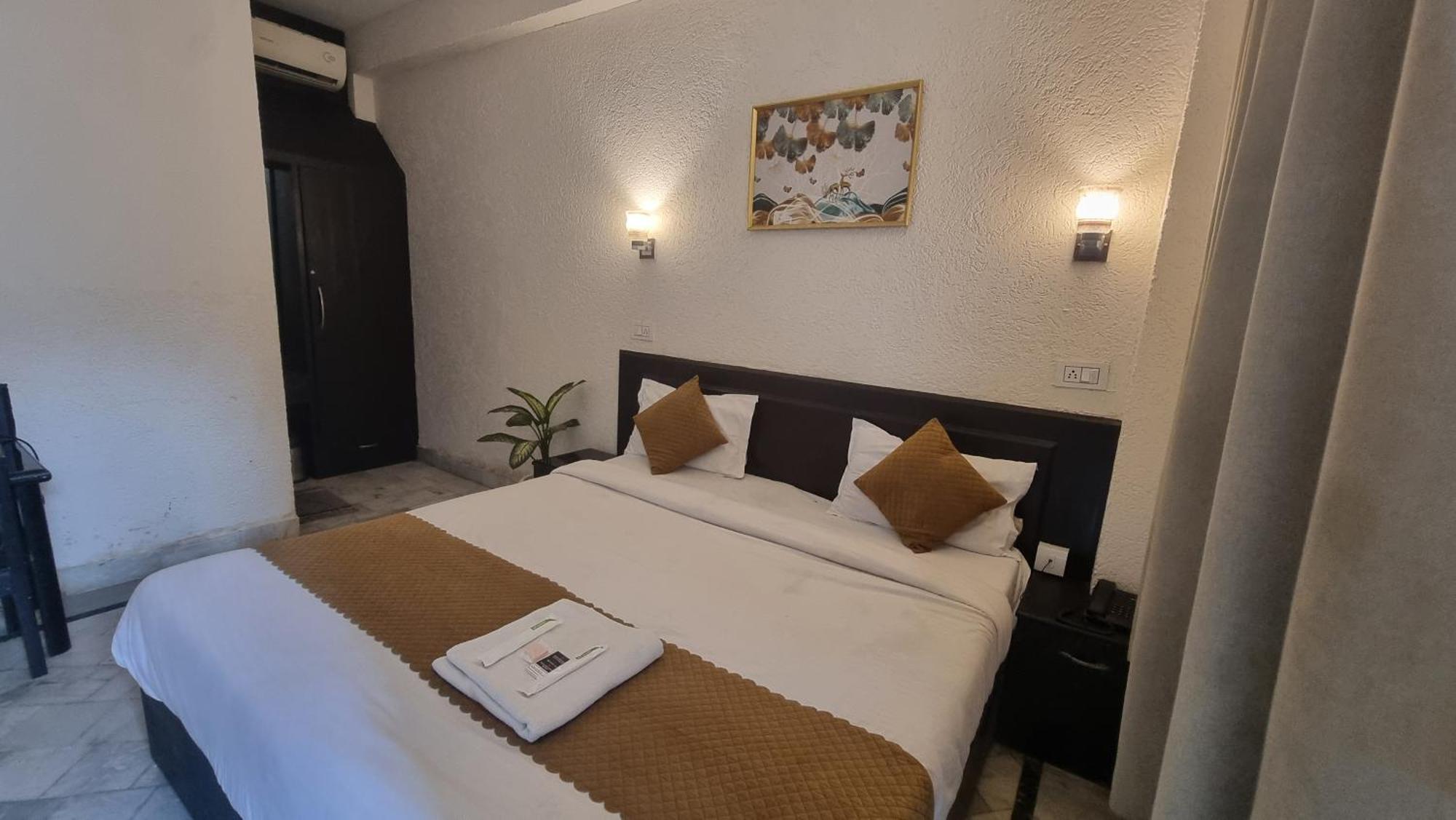 Around Stays-Prana Wellness Resort Ришикеш Экстерьер фото