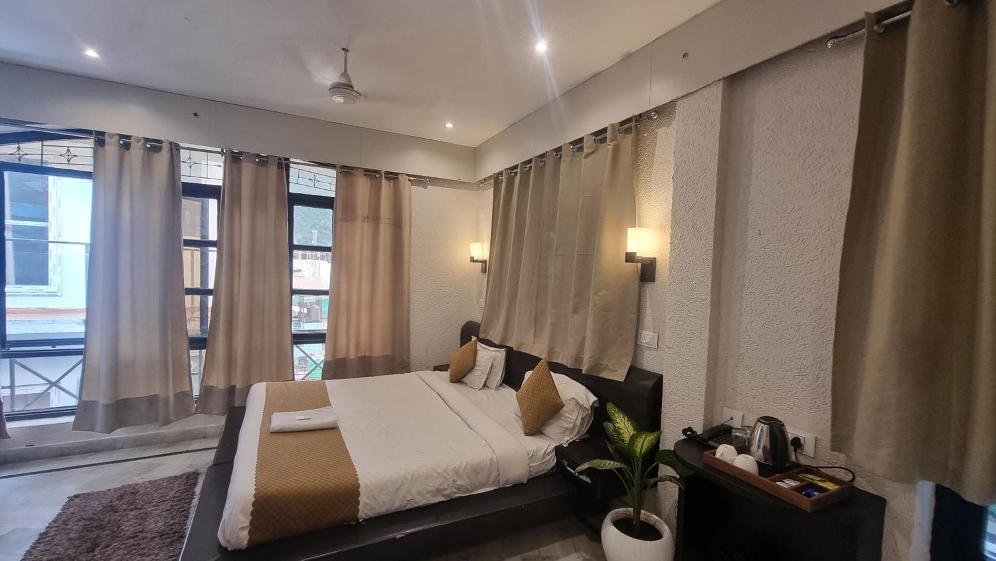 Around Stays-Prana Wellness Resort Ришикеш Экстерьер фото