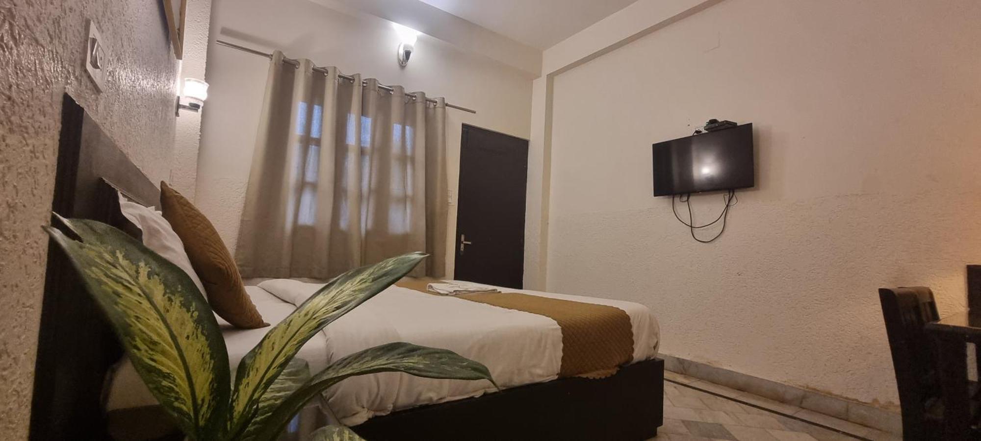Around Stays-Prana Wellness Resort Ришикеш Экстерьер фото