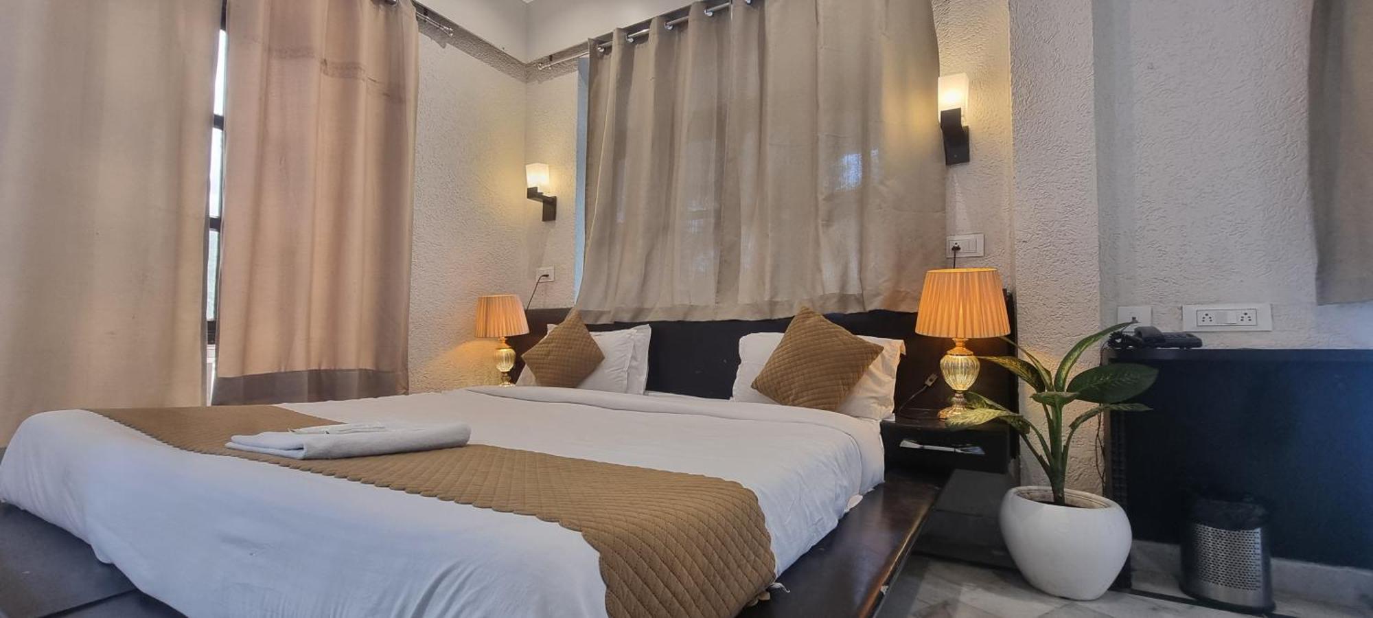 Around Stays-Prana Wellness Resort Ришикеш Экстерьер фото